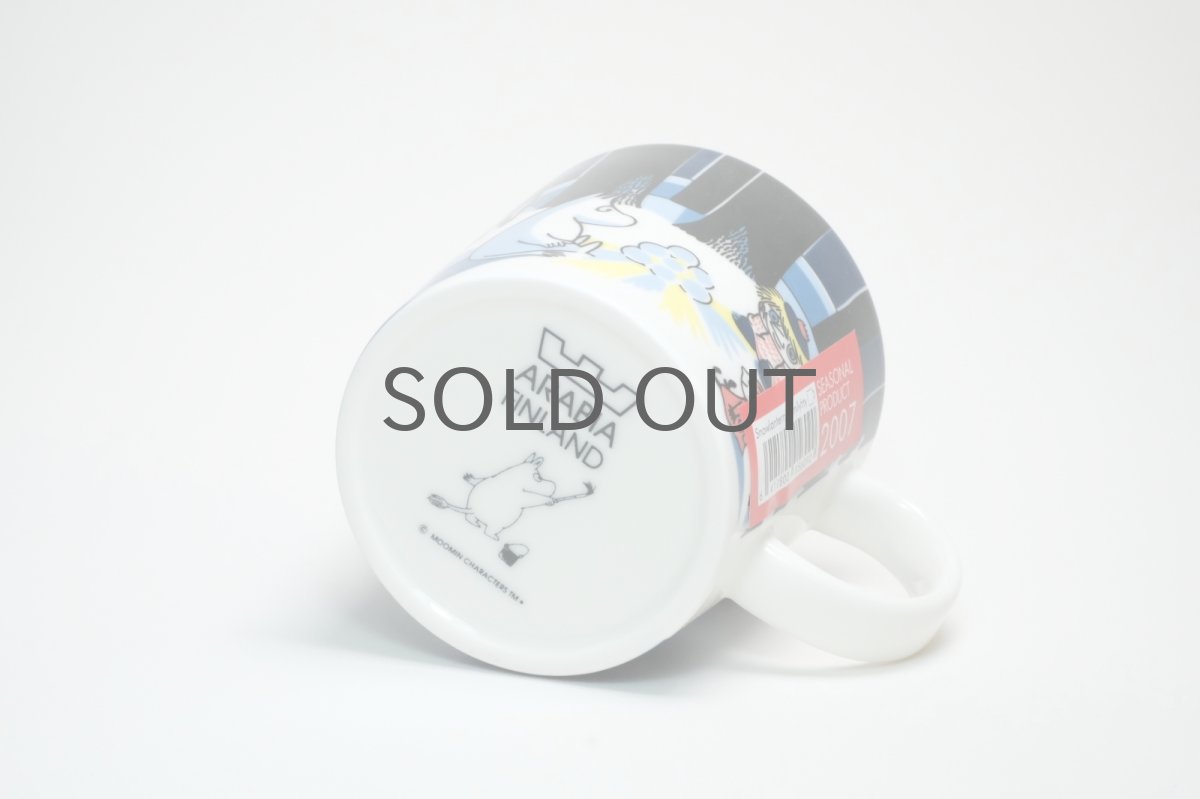 画像4: No.3 ARABIA/ムーミンマグ/2008年/冬限定/ボンファイヤー/Winter Bonfire/廃盤/箱無し/未使用品 (4)