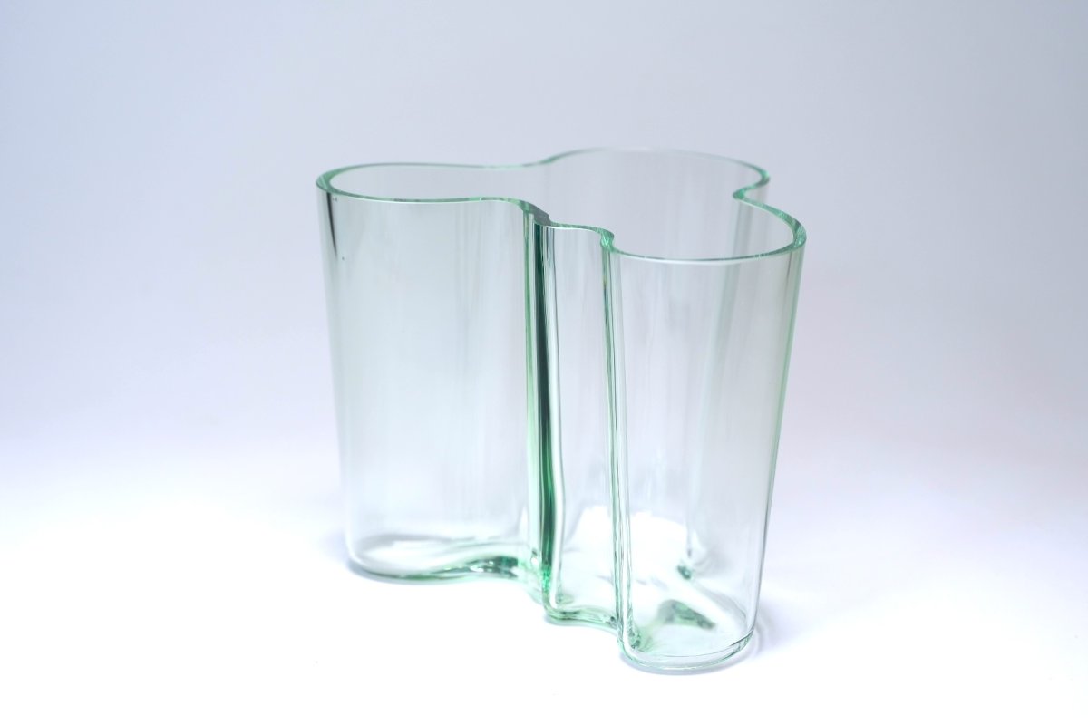 画像2: iittala/イッタラ/ALVAR AALTO/Savoy vas/アルヴァ・アアルトコレクション ベース/H12cm/アアルト誕生100周年/限定カラー初期クリア/1998年 (2)