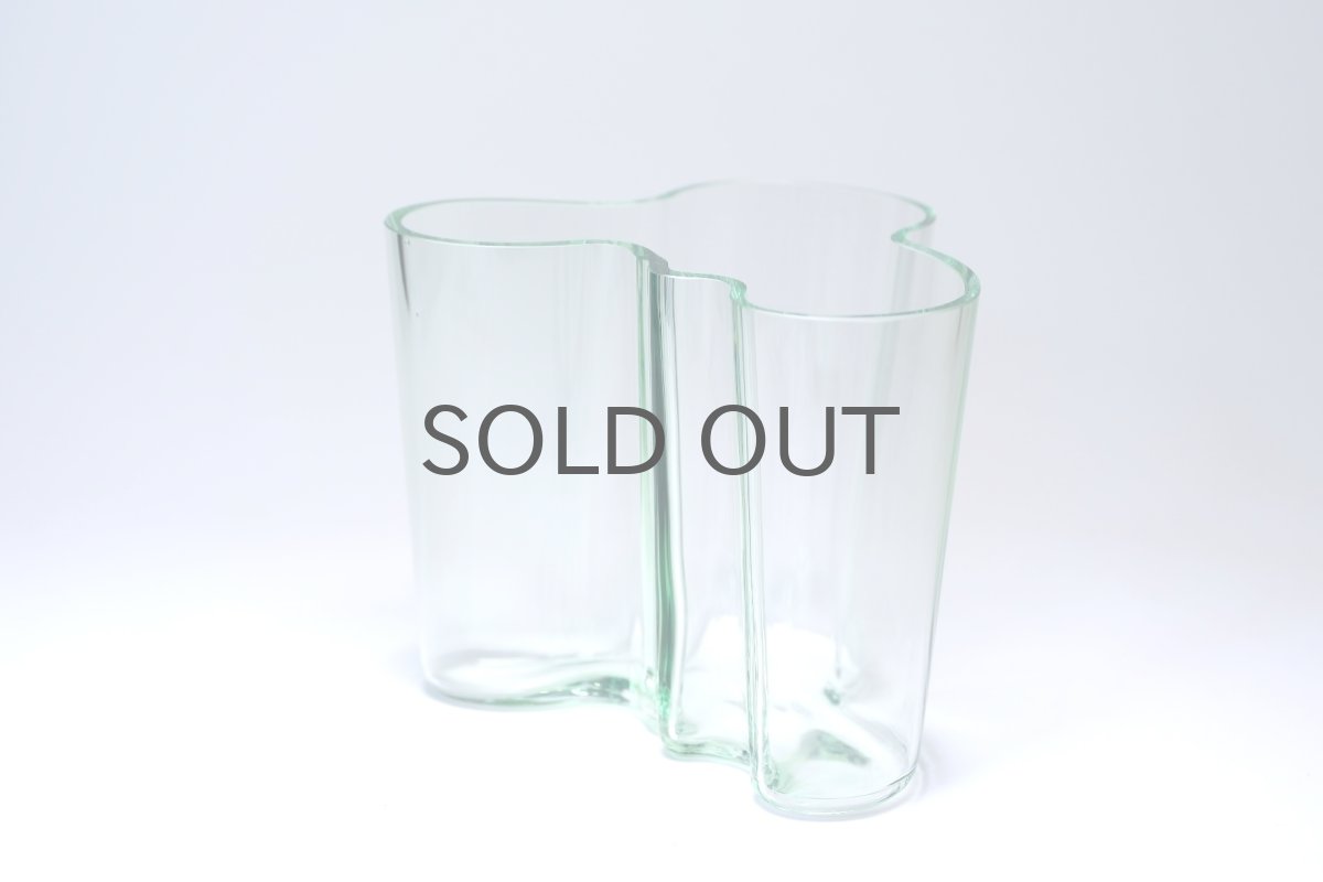 画像2: iittala/イッタラ/ALVAR AALTO/Savoy vas/アルヴァ・アアルトコレクション ベース/H12cm/アアルト誕生100周年/限定カラー初期クリア/1998年 (2)