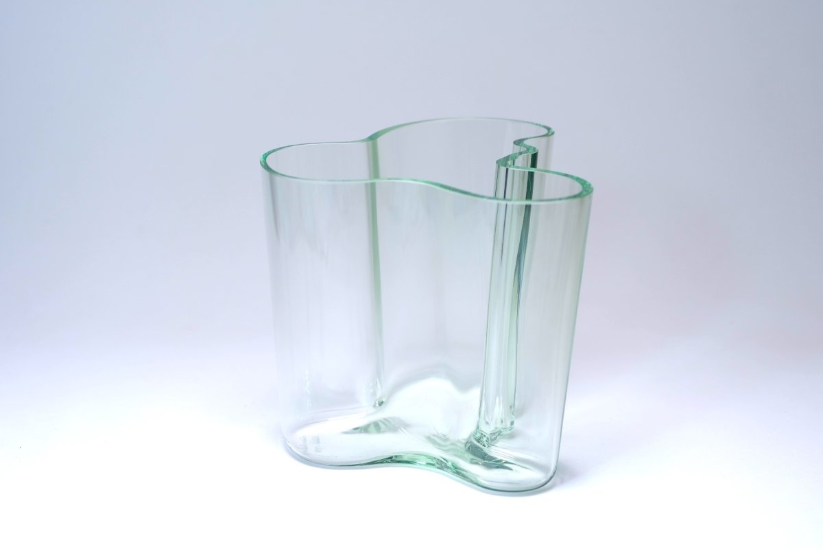 画像3: iittala/イッタラ/ALVAR AALTO/Savoy vas/アルヴァ・アアルトコレクション ベース/H12cm/アアルト誕生100周年/限定カラー初期クリア/1998年 (3)
