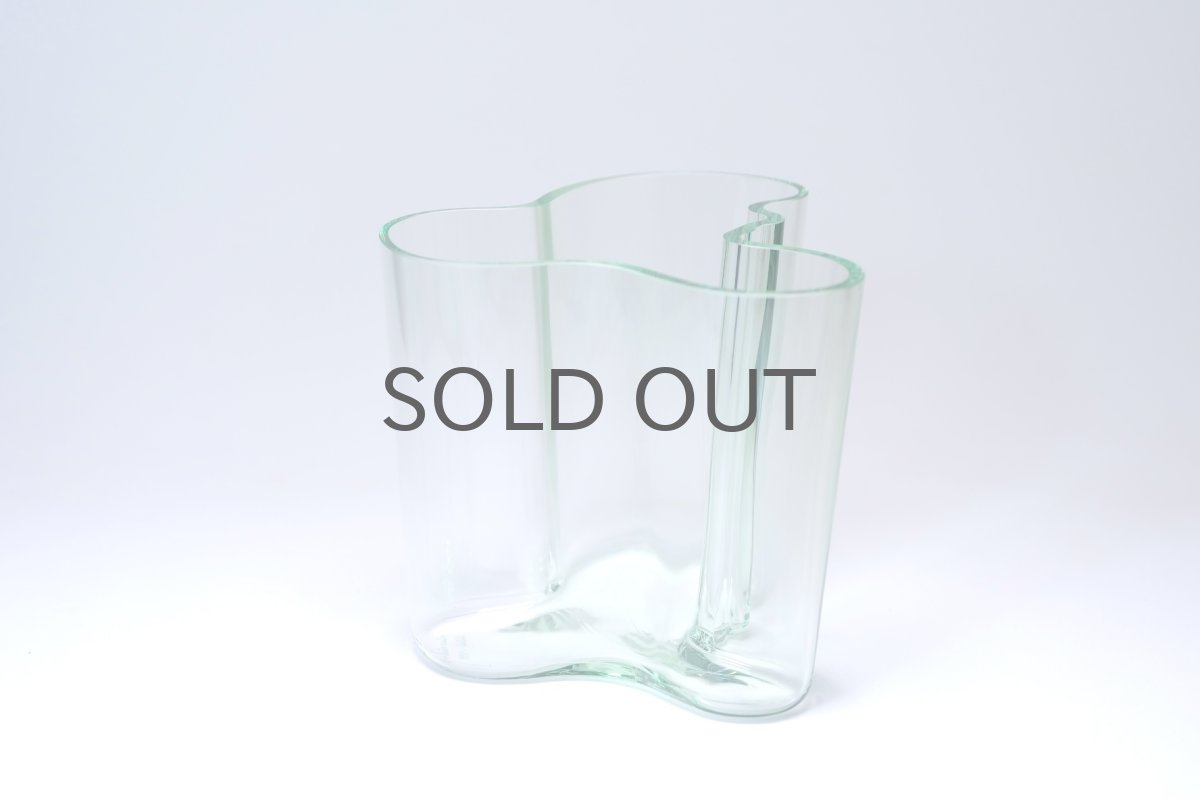 画像3: iittala/イッタラ/ALVAR AALTO/Savoy vas/アルヴァ・アアルトコレクション ベース/H12cm/アアルト誕生100周年/限定カラー初期クリア/1998年 (3)