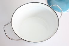 画像3: CATHERINE HOLM Lotus キャサリンホルム ロータス 両手鍋　22ｃｍ 白＆ターコイズブルー (3)