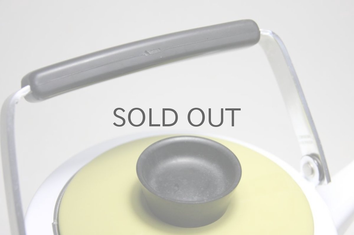 ハンドルに僅かにキズ