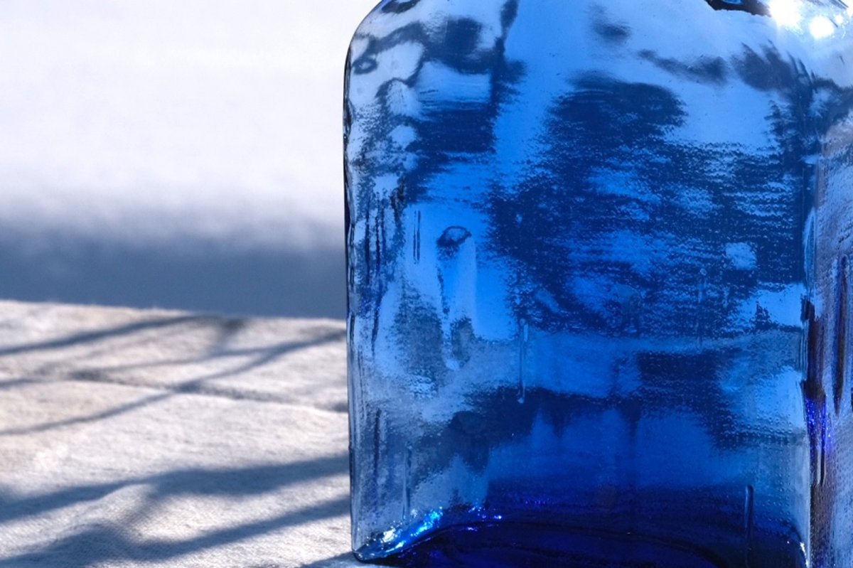 画像4: ビンテージ北欧雑貨/RiihimaenLasi/リーヒマエン・ラシ/Helena Tynell/ヘレナ・ティネル/Lankkupullo/ボトル/ブルー (4)