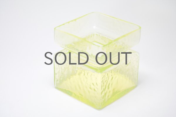 北欧雑貨/Riihimaen Lasi/Palaシリーズ/花瓶/ウランガラス/イエロー/L