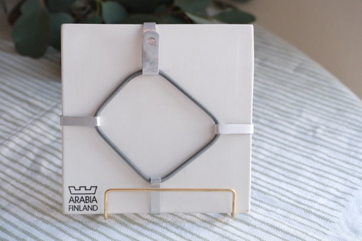 画像4: ARABIA/アラビア /Helja Liukko Sundstrom/ヘルヤ・リウッコ・スンドストロム/サマーハウス＆フィンランド国旗 (4)