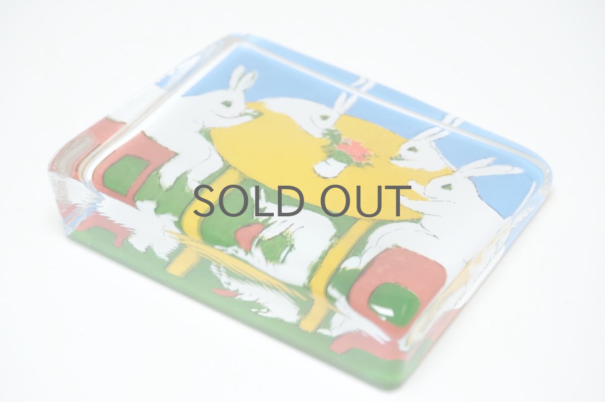 画像6: iittala/イッタラ /Helja Liukko Sundstrom/ヘルヤ・リウッコ・スンドストロム/glass cards/グラスカード/Negotiation bunny /ウサギたちの相談/Sサイズ (6)