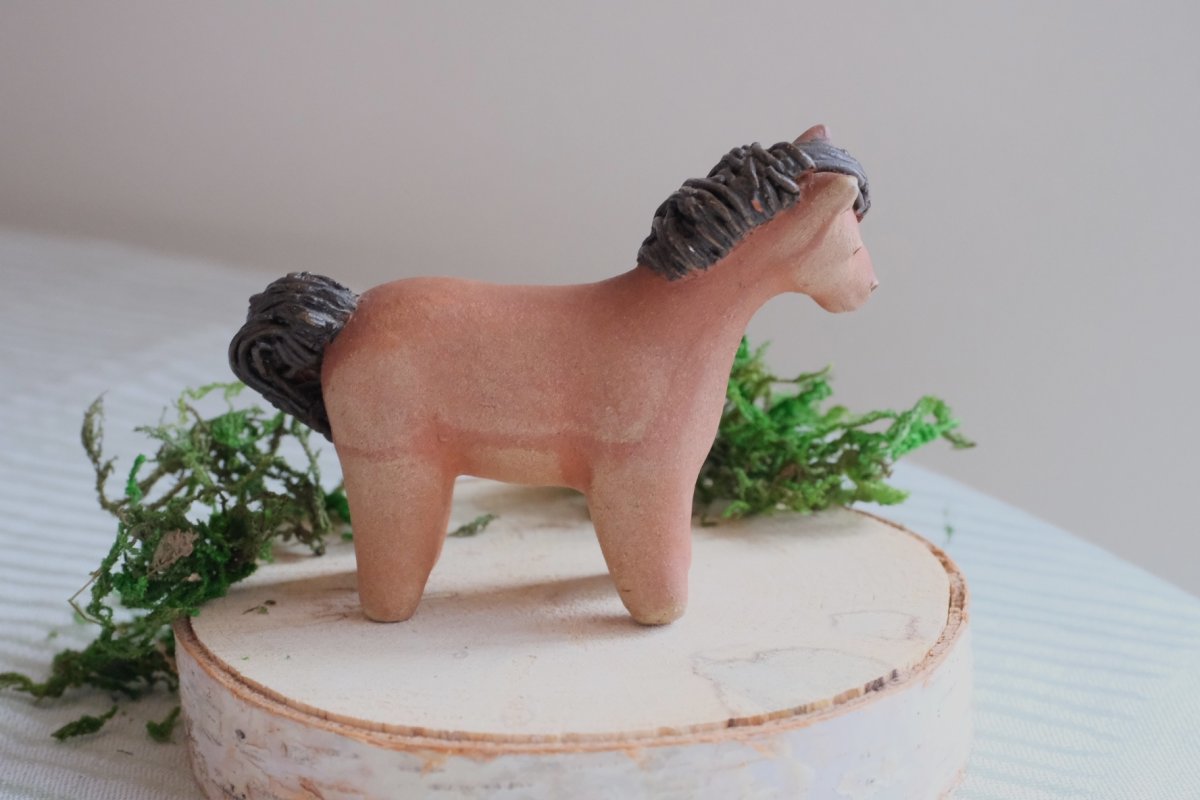 画像2: スウェーデン/Rutebo Stengods/ルーテボ/親馬 (2)