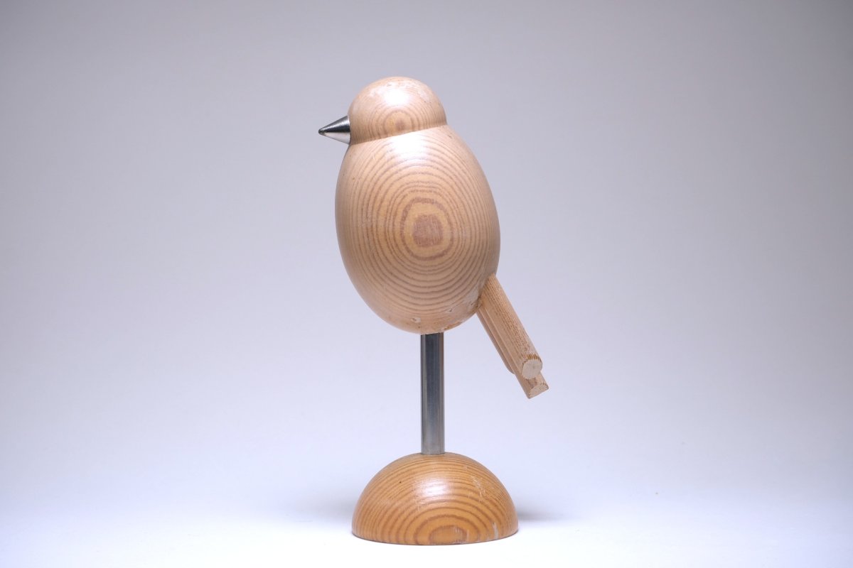 画像1: 北欧インテリアビンテージ雑貨/フィンランド製/aarikka/アーリッカ/木製オブジェ/小鳥＋金属脚 (1)