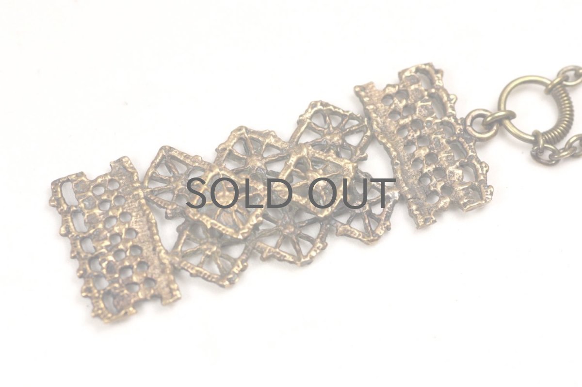 画像2: フィンランドヴィンテージアクセサリー/Pentti Sarpaneva/ブロンズペンダント/レース (2)