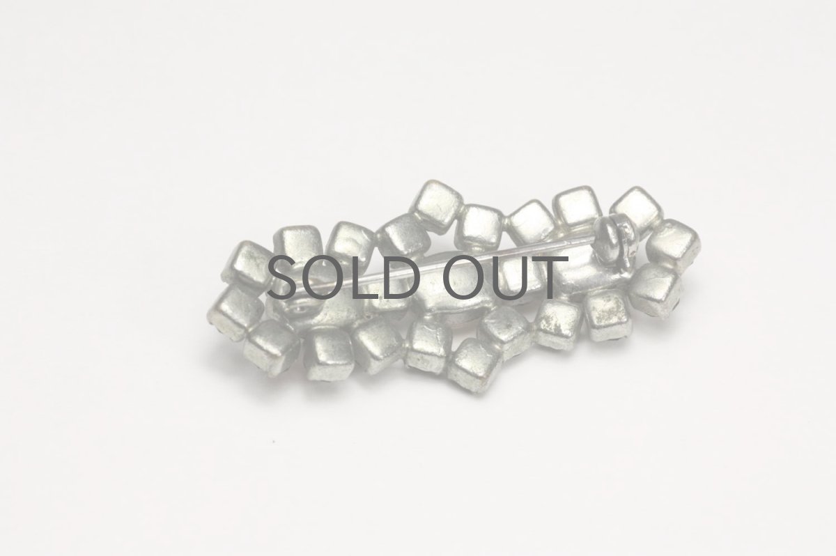 画像3: フィンランド/ヴィンテージアクセサリー/ブローチ/ホワイト3連ストーン (3)