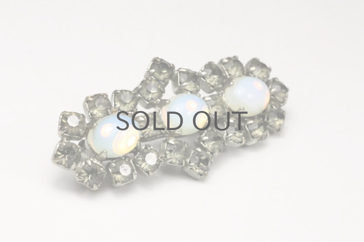 画像2: フィンランド/ヴィンテージアクセサリー/ブローチ/ホワイト3連ストーン (2)