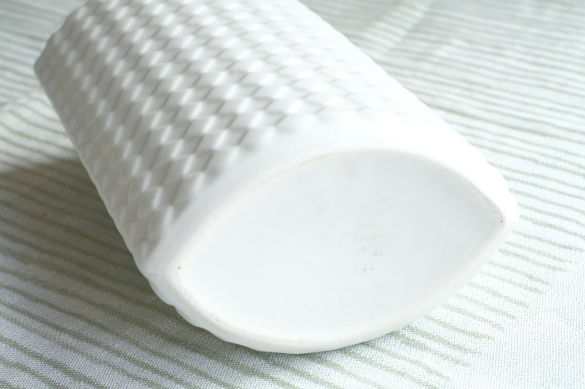 画像7: 北欧ビンテージ/ARABIA/アラビア/Kaarina Aho/カーリナ・アホ/Harlekiini/ベース/ホワイト/高さ16cm (7)