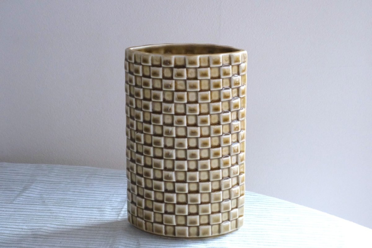 画像2: 北欧ビンテージ/ARABIA/アラビア/Kaarina Aho/カーリナ・アホ/Harlekiini/ベース/キャメル/高さ19cm (2)