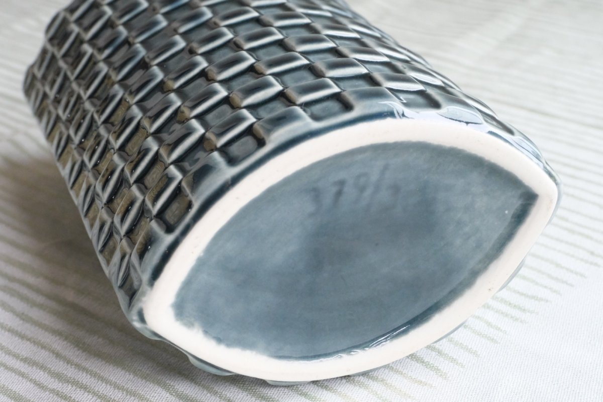 画像9: 北欧ビンテージ/ARABIA/アラビア/Kaarina Aho/カーリナ・アホ/Harlekiini/ベース/ブルーグレー/高さ19cm (9)