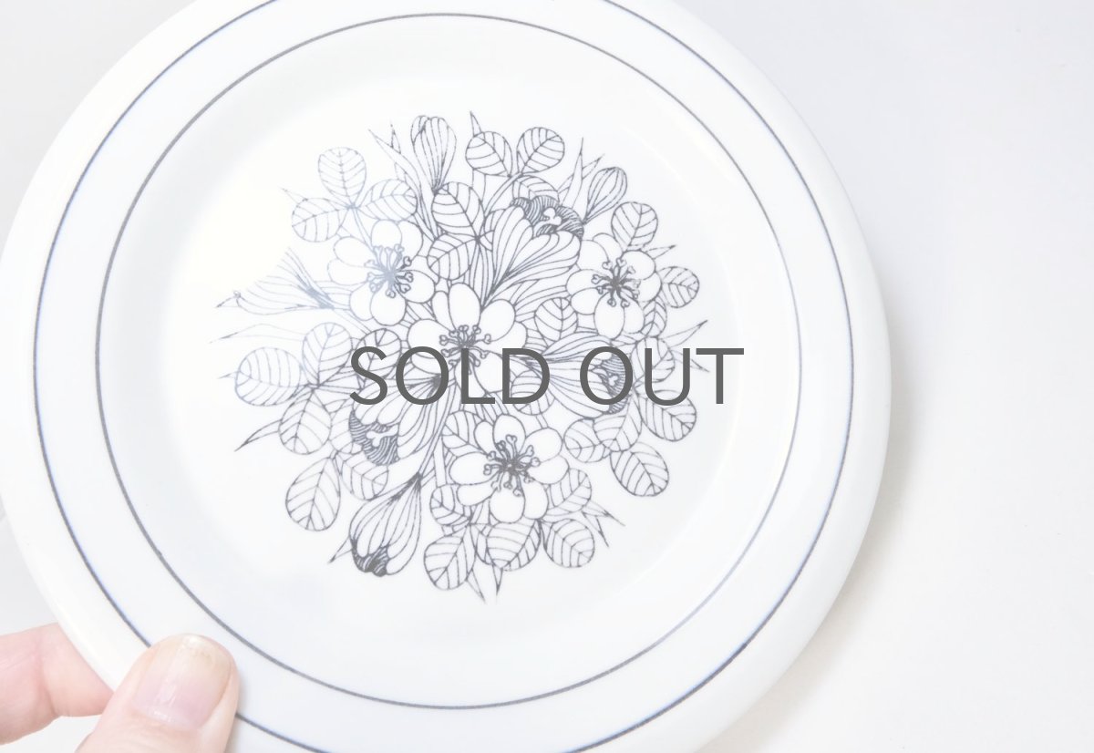 画像3: 北欧ビンテージ食器/ARABIA/アラビア/Krokus/クロッカス/ブラック＆ホワイト/17cmプレート/No.1 (3)