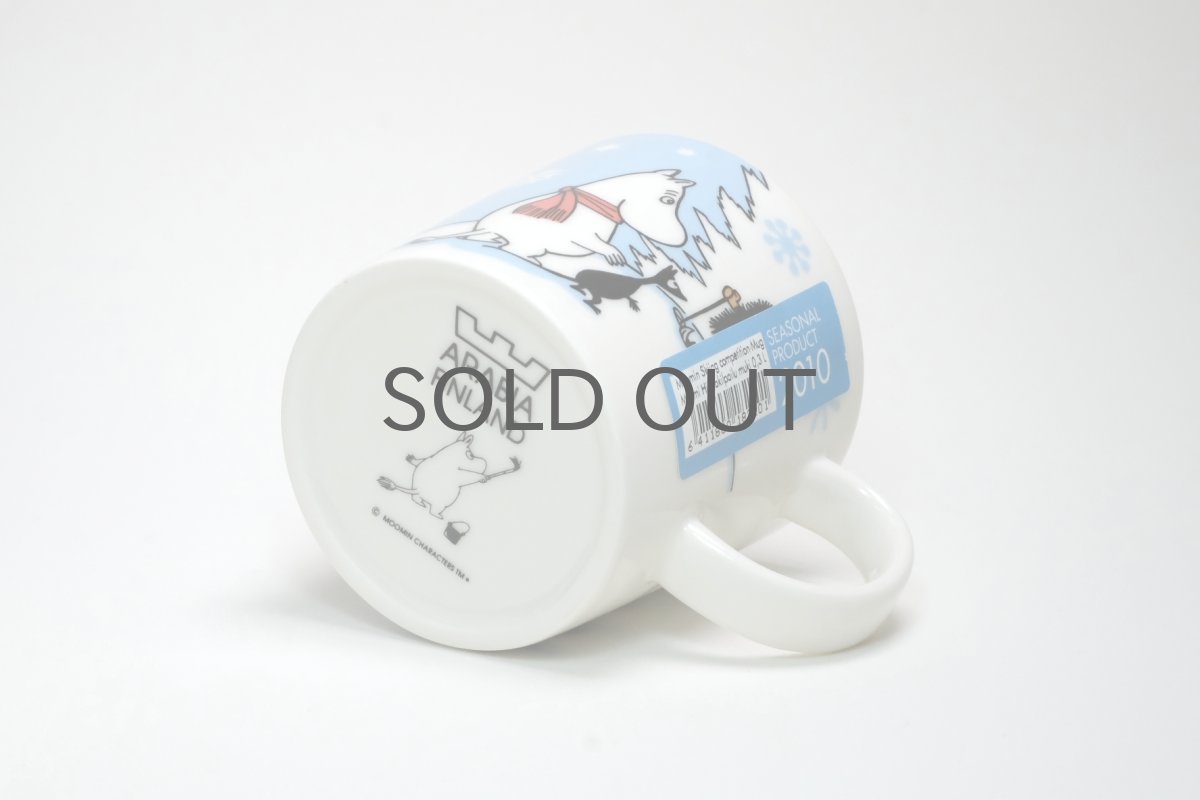 画像4: No.7 ARABIA/ムーミンマグ/2010年/冬マグ/スキーコンペティション/Ski Competition/廃盤/箱無し/未使用品 (4)