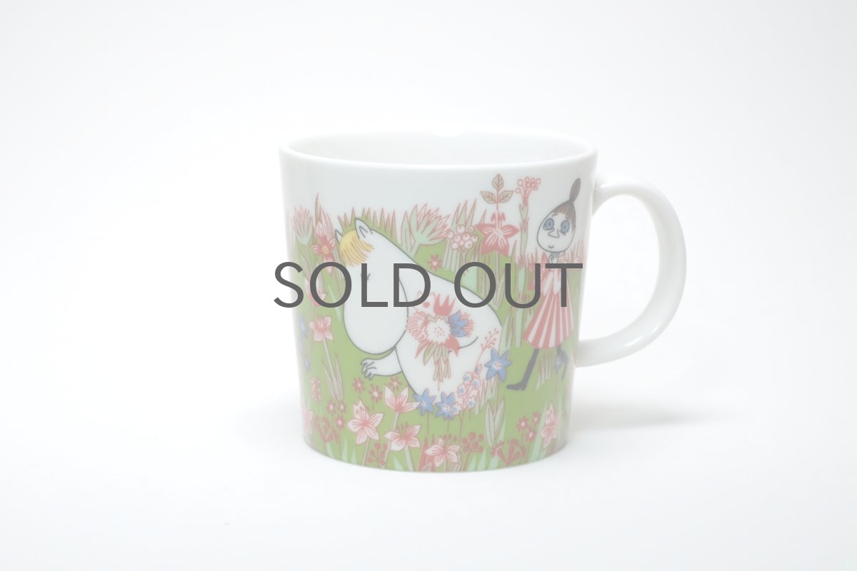 画像1: No.17 ARABIA/ムーミンマグ/2016年限定/夏マグ/ミッドサマー/廃盤/箱あり (1)