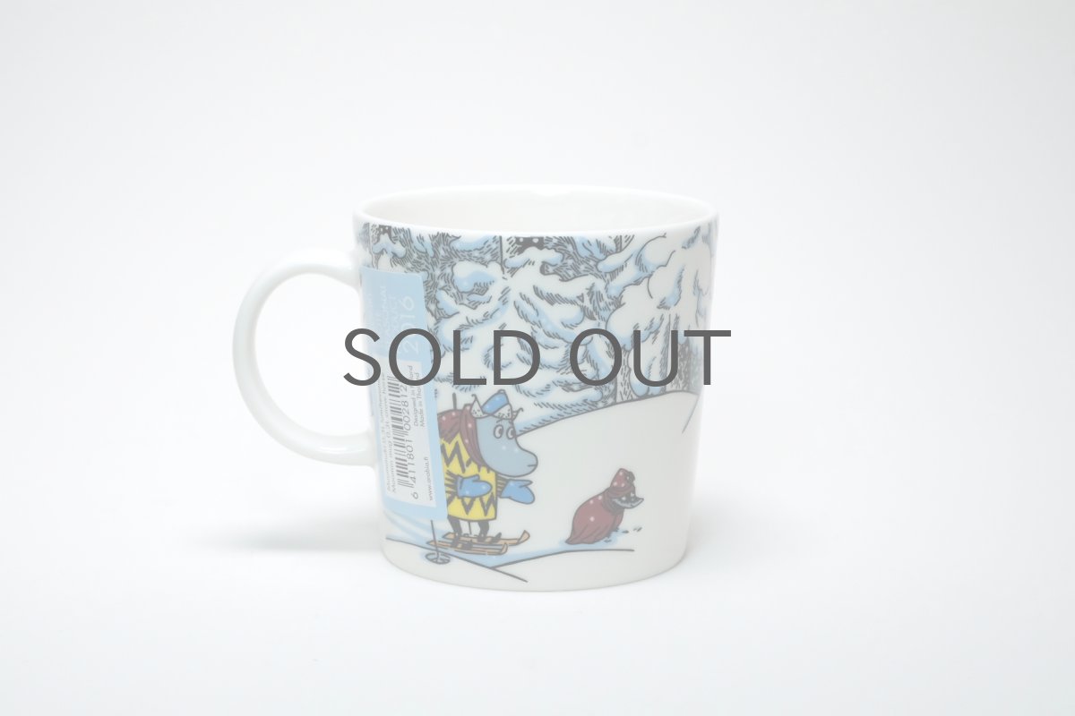 画像2: No.18 ARABIA/ムーミンマグ/2016年限定/冬マグ/スノーホース/廃盤/箱あり (2)