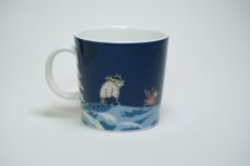 画像2: No.1 ARABIAムーミンマグ/2006年/冬/ウィンターナイト/Winter night/廃盤/箱なし/未使用品 (2)