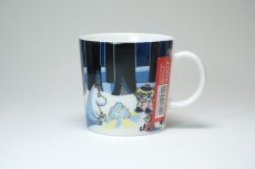 画像1: No.2-2 ARABIAムーミンマグ/2007年/冬/スノーランタン/Snow Lantern/廃盤/箱無し/未使用品 (1)