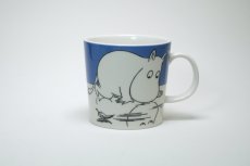 画像1: No.44 ARABIA/ムーミンマグ/1999~2012年/ムーミントロール オン アイス/廃盤/箱あり/未使用品 (1)