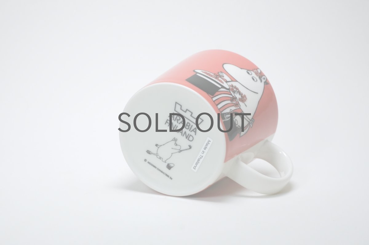 画像3: No.45 ARABIA/ムーミンマグ/1999~2013年/ムーミンママとベリー/廃盤/箱あり/未使用品 (3)