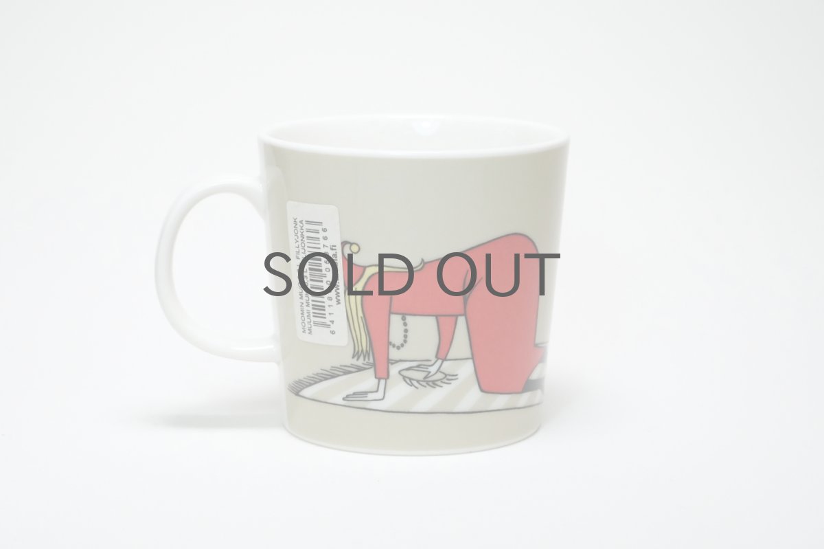 画像2: No.49 ARABIA/ムーミンマグ/2004~2013年/フィリフィヨンカ/廃盤/箱あり/未使用品 (2)