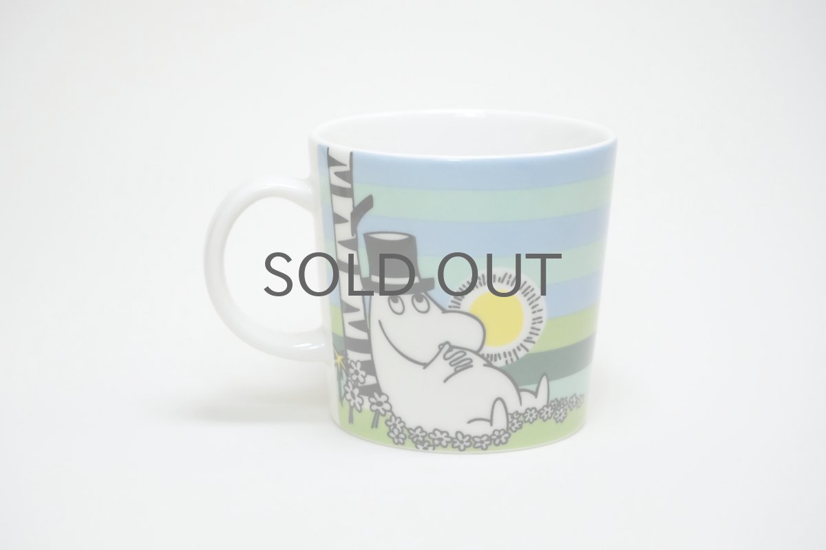 画像2: No.4 ARABIA/ムーミンマグ/2009年/夏マグ/シエスタ/お昼寝/ムーミンパパ/廃盤/箱無し/未使用品 (2)