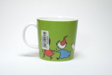 画像2: No.52 ARABIA/ムーミンマグ/2005~2017年/トフスランとビフスラン/廃盤/箱あり/未使用品 (2)