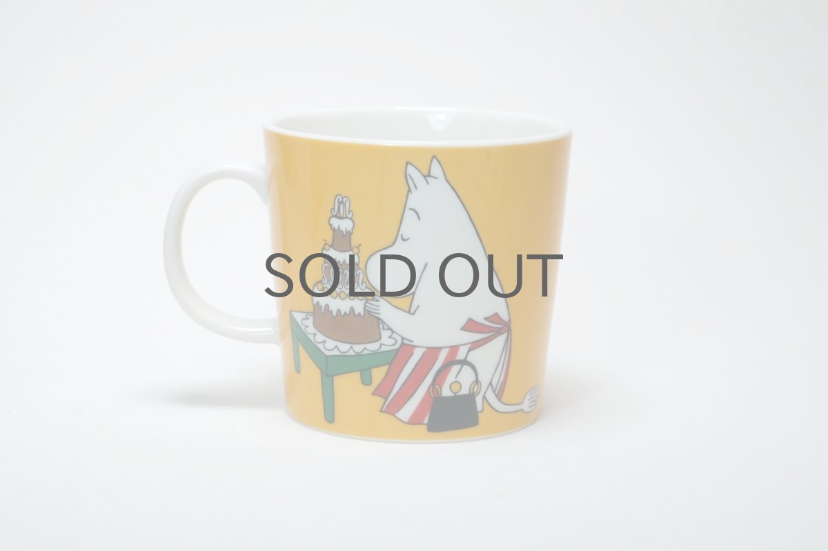 画像2: No59 ARABIA/ムーミンマグ/2014~2020年/ムーミンママ アプリコット/廃盤/箱あり/未使用品 (2)