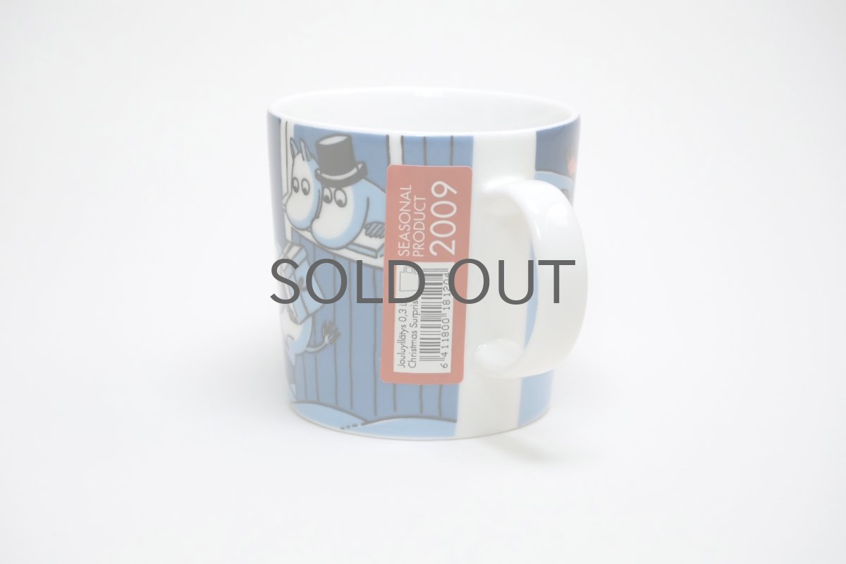 画像3: No.5 ARABIA/ムーミンマグ/2009年/冬限定/クリスマスサプライズ/Christmas Surprise/廃盤/箱無し/未使用 (3)