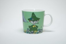 画像1: No60 ARABIA/ムーミンマグ/2015年~/スナフキン/箱あり/未使用品 (1)