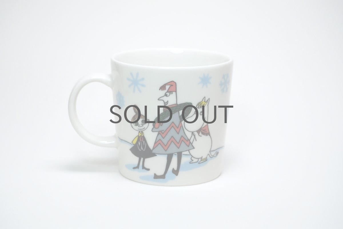 画像2: No.7 ARABIA/ムーミンマグ/2010年/冬マグ/スキーコンペティション/Ski Competition/廃盤/箱無し/未使用品 (2)