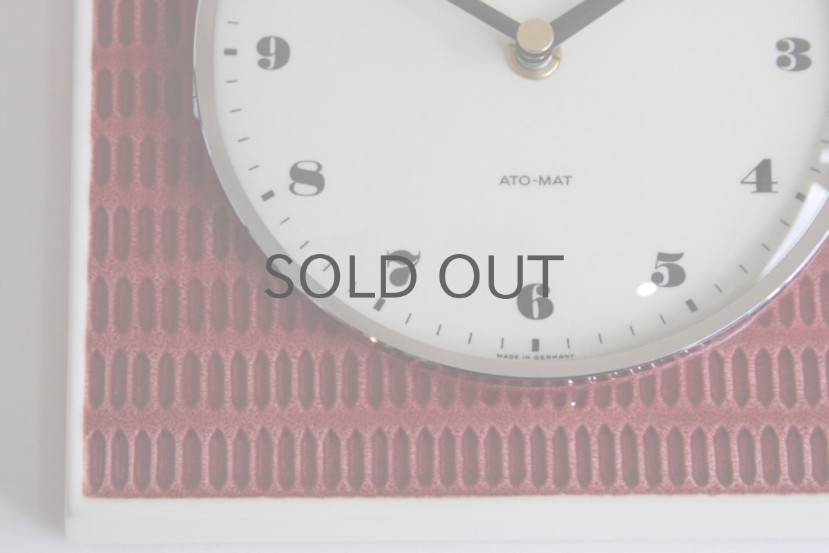 画像2: ヴィンテージ陶製 壁掛け時計 Junghans製 ドイツ レッド 新品クロックムーブメント使用 (2)