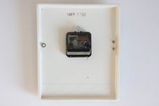 画像5: ヴィンテージ陶製　壁掛け時計　Kaiserカイザー製　ドイツ ペールブルー　新品クロックムーブメント使用 (5)