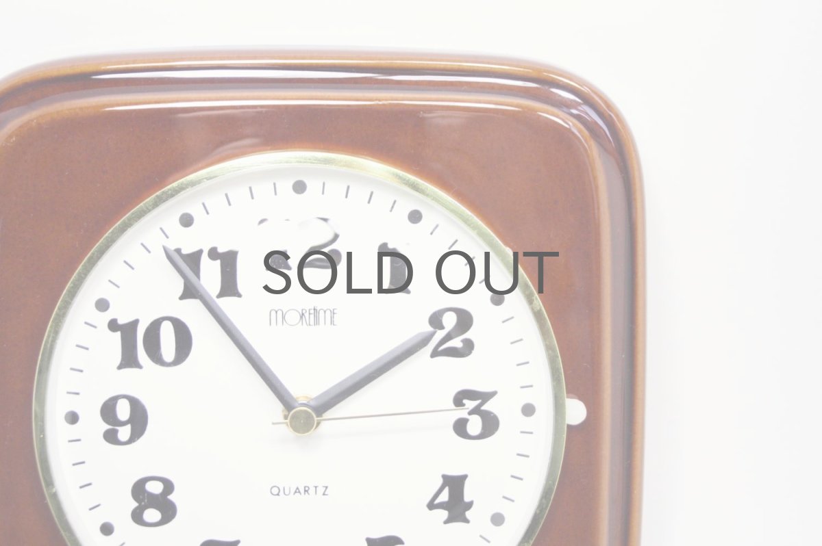 画像2: ビンテージ陶製壁掛け時計/Morelime製/ドイツ/ブラウン/新しいムーブメント交換済み (2)