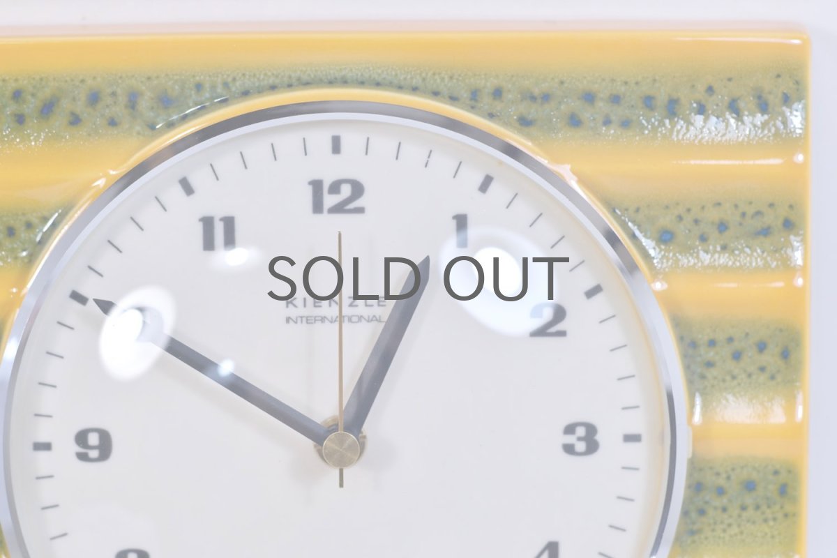 画像2: ビンテージ陶製壁掛け時計/Kienzle製/ドイツ/イエローボーダー/新しいムーブメント交換済み (2)