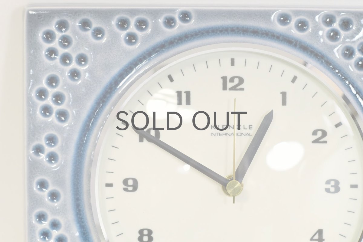 画像2: ビンテージ陶製壁掛け時計/Kienzle製/ドイツ/ドット柄/新しいムーブメント交換済み (2)