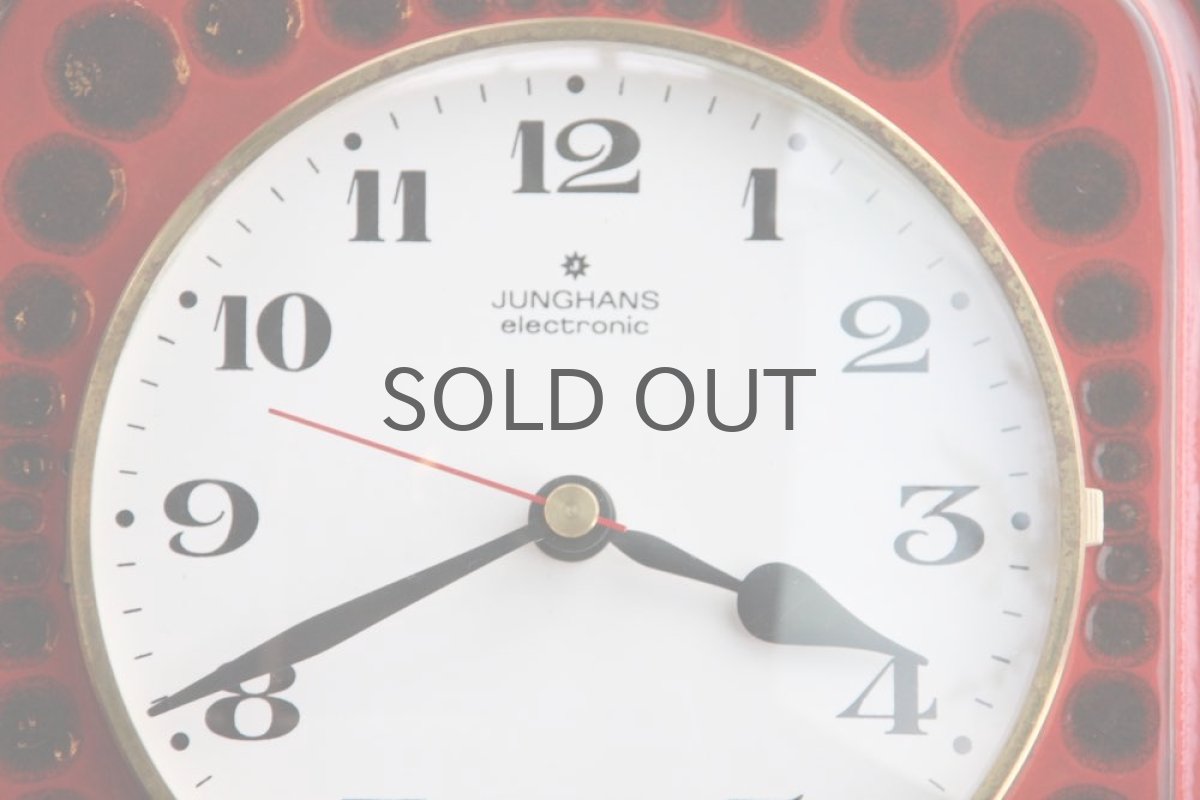 画像2: ヴィンテージインテリア雑貨/陶製壁掛け時計/Junghsns製/ユンハンス /ドイツ レッド (2)