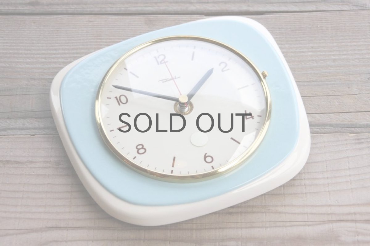 画像3: ヴィンテージ陶製 壁掛け時計Dieklドイツ製 新品クロックムーブメント使用ライトブルー (3)