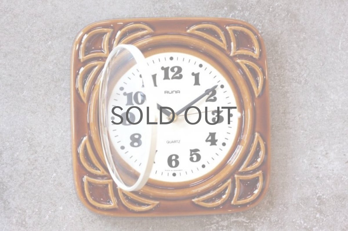 画像2: ヴィンテージ陶製壁掛け時計/RUNA製 /ドイツ製 /キャメル (2)