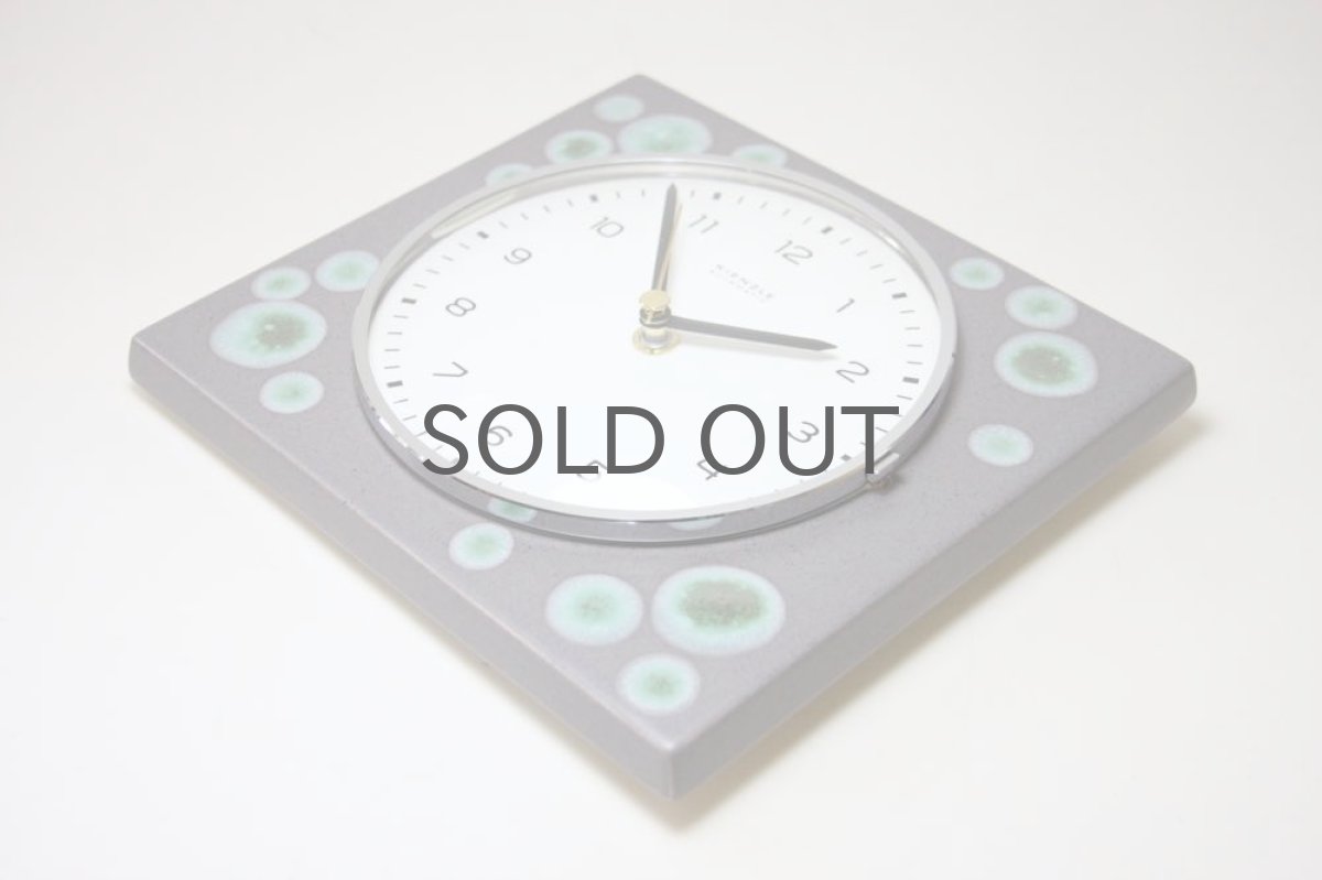 画像5: ビンテージ陶製壁掛け時計／KIENZLE製 ／ドイツ／グレイ＆グリーンドット (5)