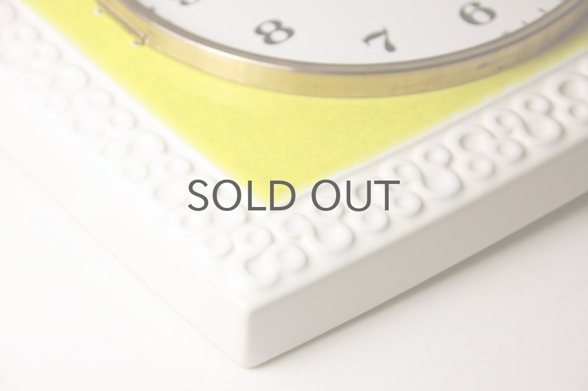 画像4: ビンテージ陶製壁掛け時計／Junghans製／ユンハンス／ドイツ／イエロー＆ホワイト (4)