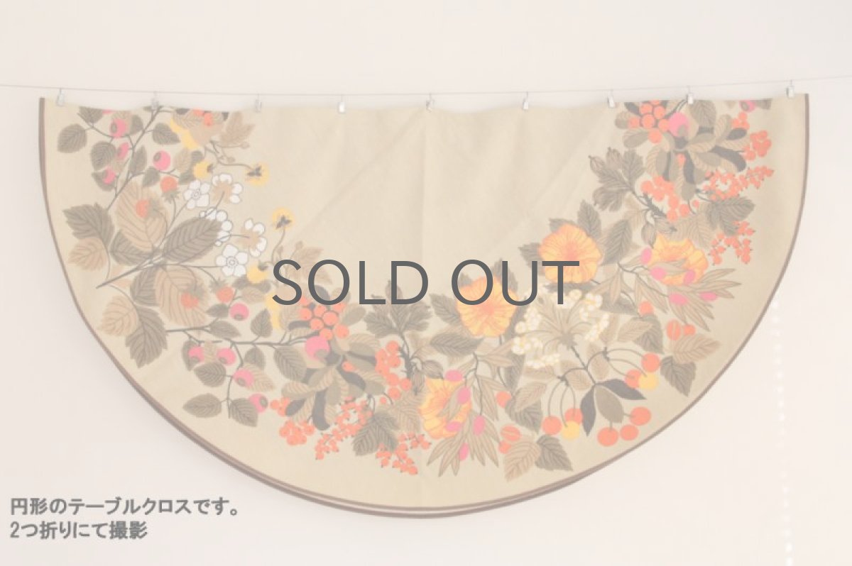 画像3: 北欧ヴィンテージファブリック  円形 秋色ベリーテーブルクロス (3)