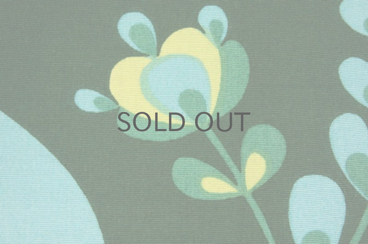 画像4: 北欧ヴィンテージファブリック ダークグリーン 大きな花柄 (4)