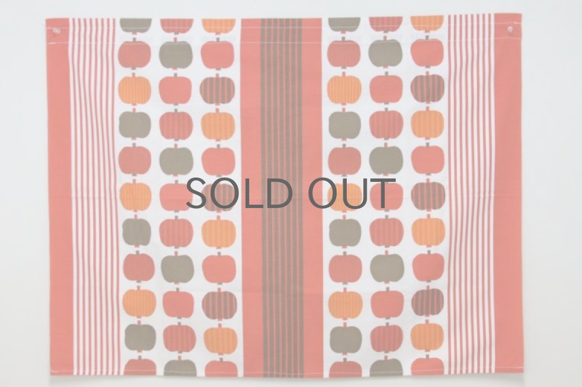 画像2: 北欧ヴィンテージファブリック レッド アップル (2)