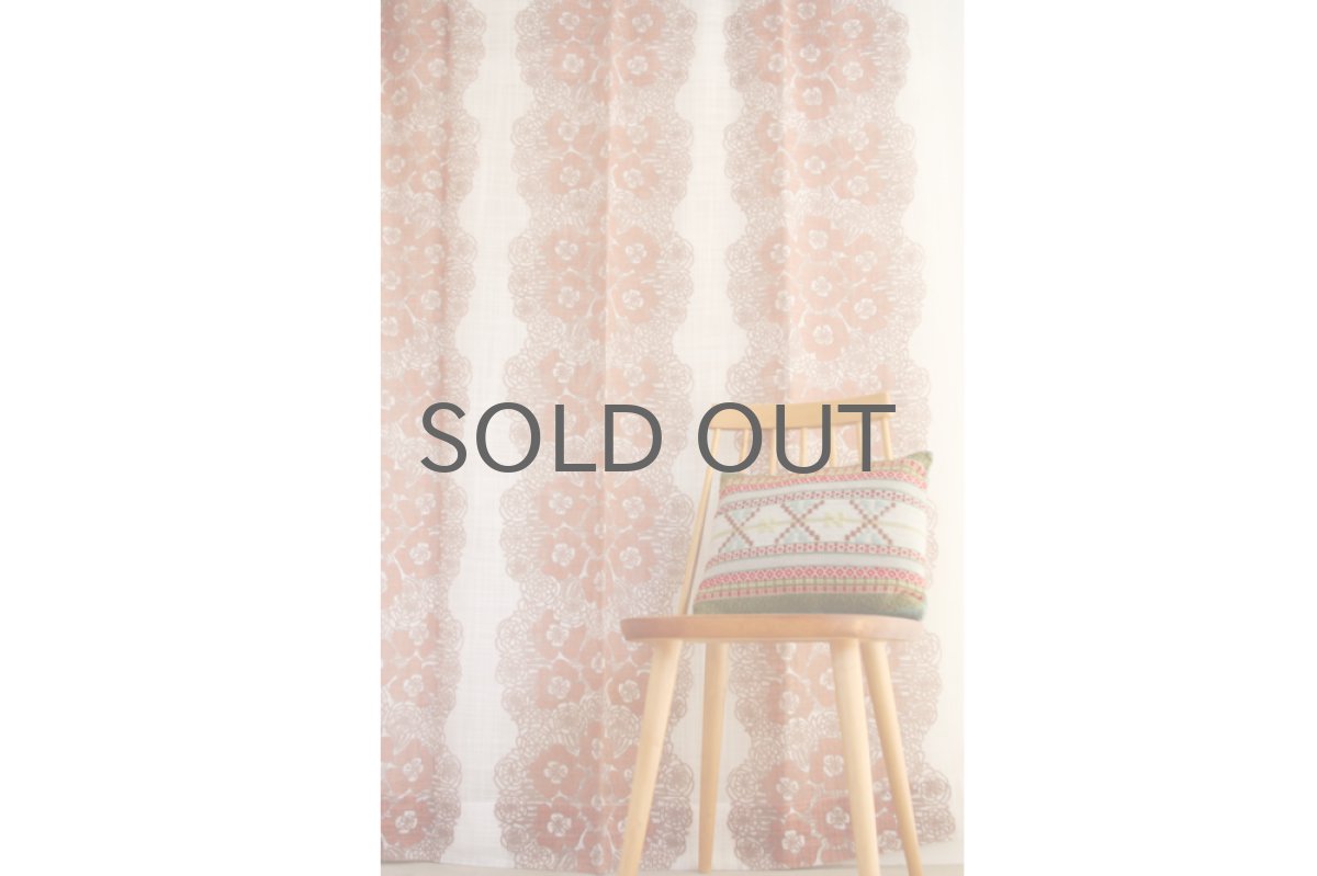 画像3: 北欧ヴィンテージファブリック ブラウンフラワー×ホワイト カーテン (3)