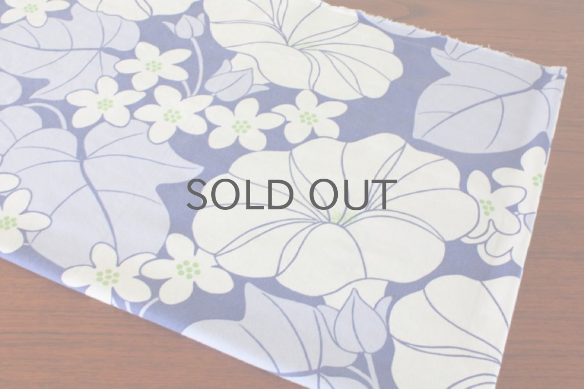 画像4: 北欧雑貨/スウェーデン製/ヴィンテージファブリック　白い花×ブルー (4)