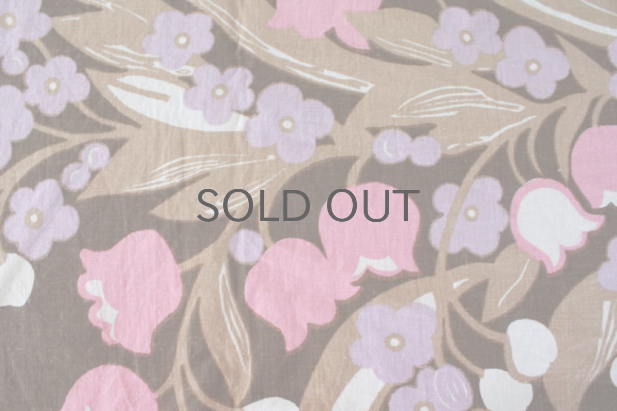 画像2: 北欧雑貨/スウェーデン製/ヴィンテージファブテーブルクロス ピンク花×ブラウン (2)